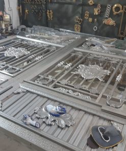 Sản Xuất Cổng Inox Sơn Nung